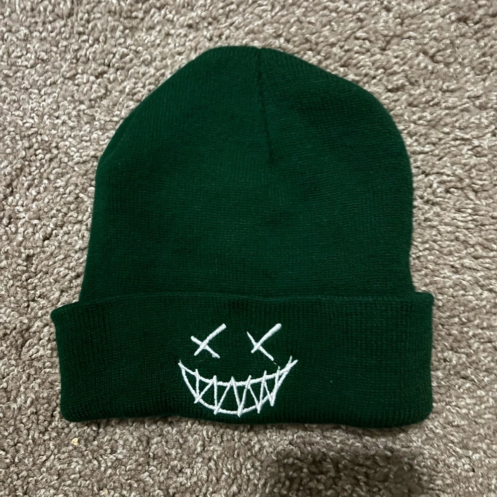 Women’s/Men’s Green Beanie with Smiley Face